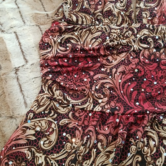 NWT Mandee Gorgeous Halter Top - Picture 14 of 16